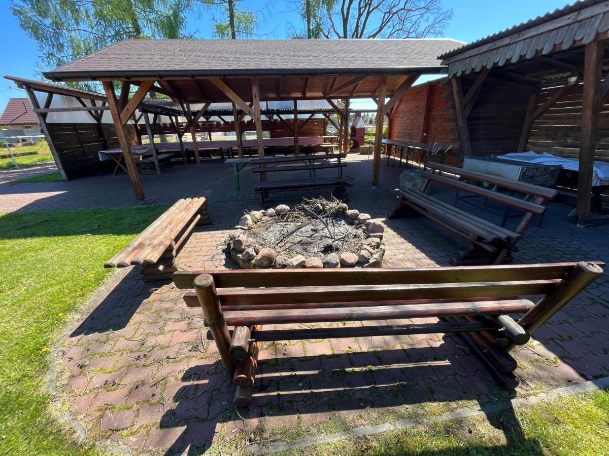 Stajnia Pod Debem Bed & Breakfast Starachowice Exterior photo