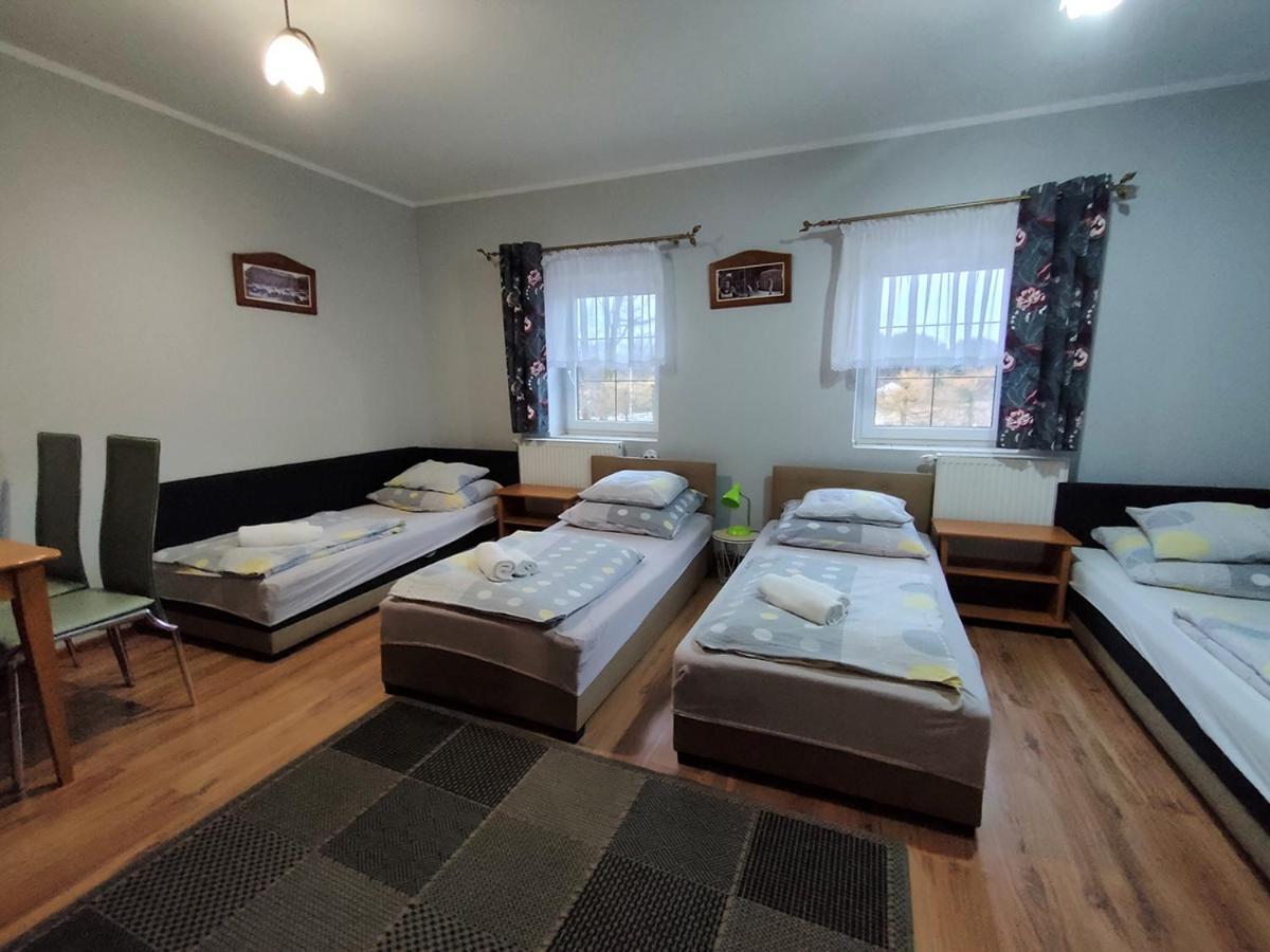 Stajnia Pod Debem Bed & Breakfast Starachowice Exterior photo